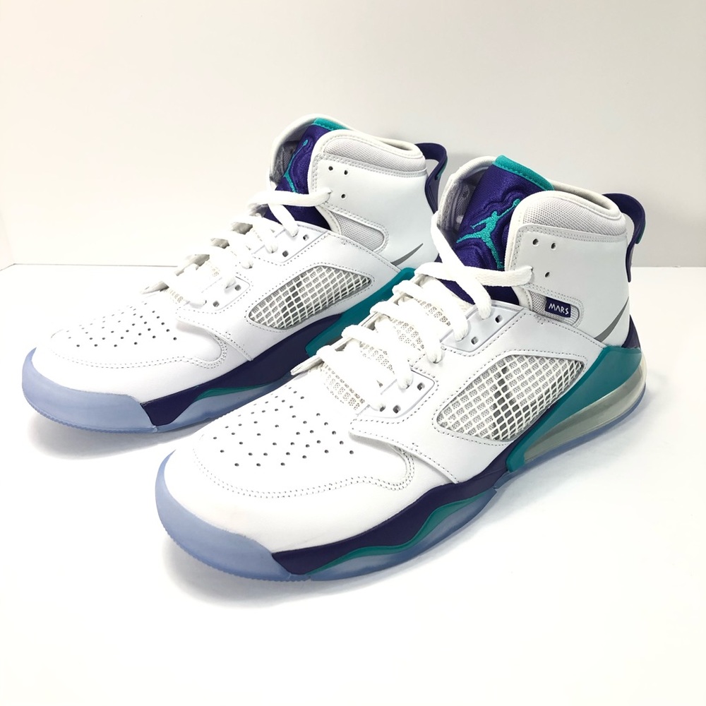 SOLD! New JORDAN Mars 270 White Reflect Silver Sz 10.5 - Picture 2 of 7